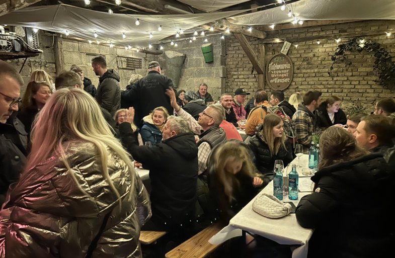 STRAUSSE | &copy; Julian Faust