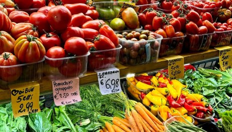 Italienischer Markt &bdquo;Squisitissimo&ldquo; in Koblenz | &copy; Markttreiben &copy;Canva pro / Koblenz-Stadtmarketing GmbH