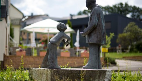 Knochenflicker mit Kind | &copy; V. Henrich