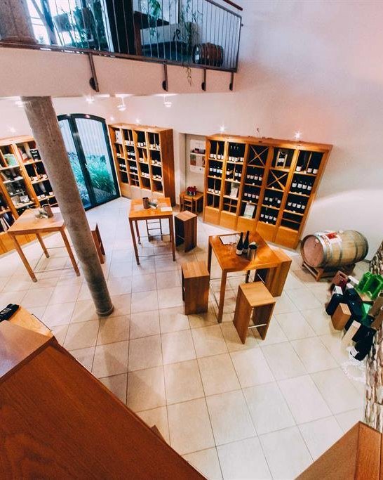 Vinothek Riffel | &copy; Nils Weiler