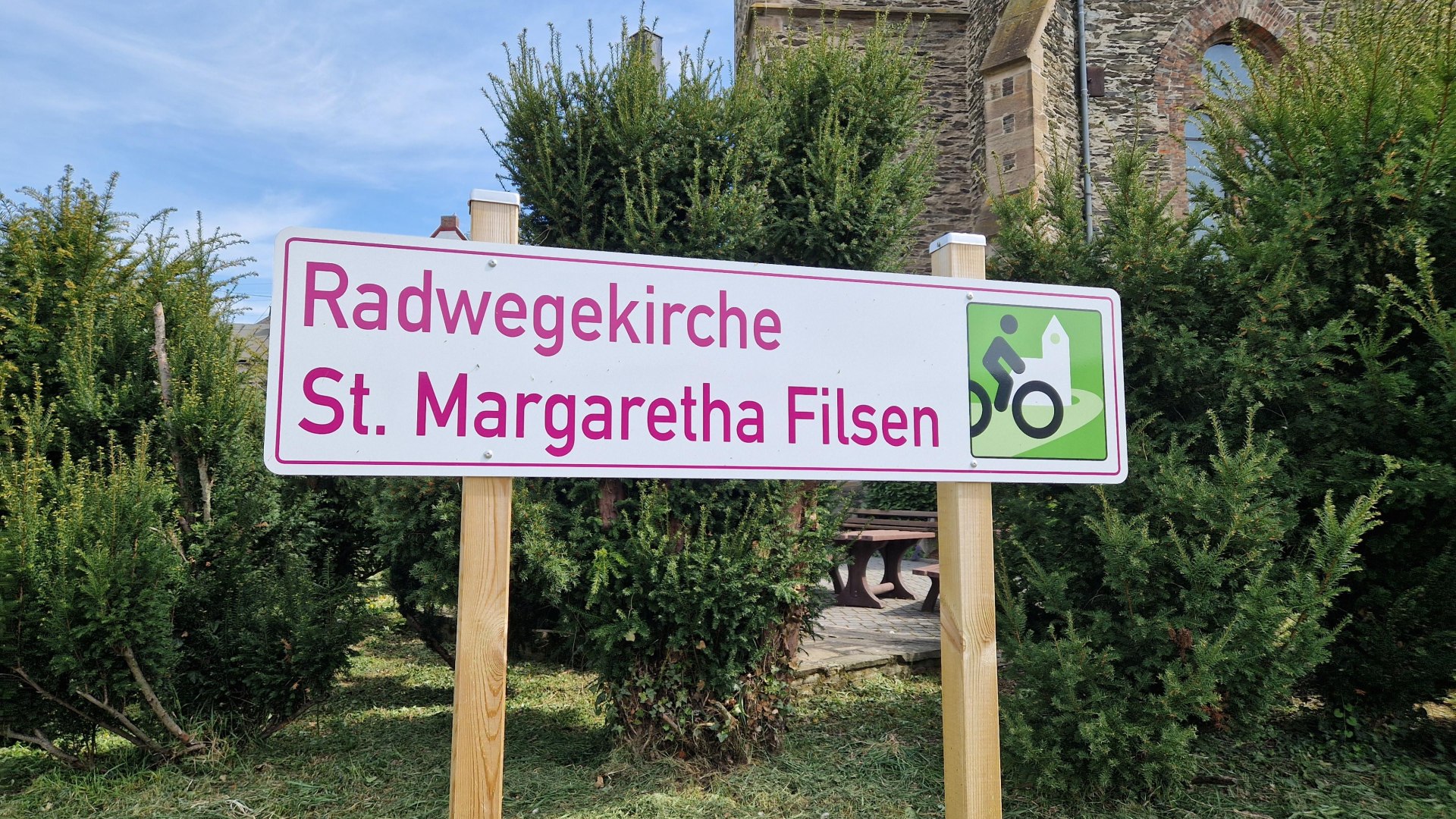 Schild Radwegekirche | &copy; Romantischer Rhein Tourismus GmbH