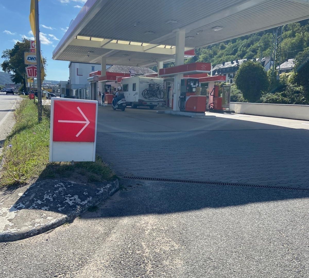 Tankstelle | &copy; Fam. Becker, Oberwesel