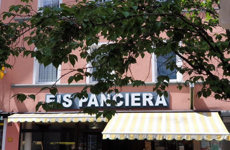 Fewo &uuml;ber der Eisdiele 1 | &copy; R. Ballabani