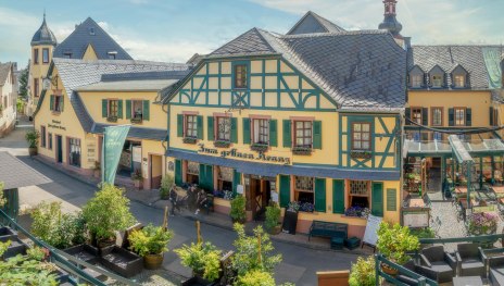 Hotel Ansicht Pano 3zu2a | © Thomas Weinsheimer Hotel Ansicht Pano 3zu2a | © Thomas Weinsheimer