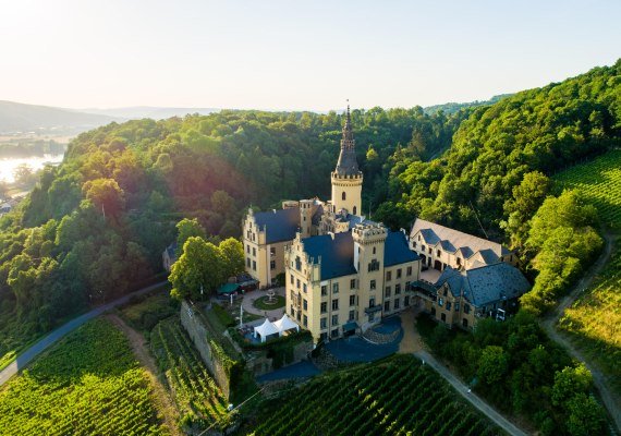 Schloss Arenfels von oben | © Mahlow Media