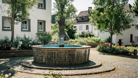 St. Martinsbrunnen in Engers | © Zimpfer_Photography