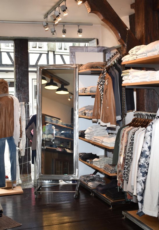 Jeans Reiff 9 | © Hilde Paffhausen Jeans Reiff 9 | © Hilde Paffhausen