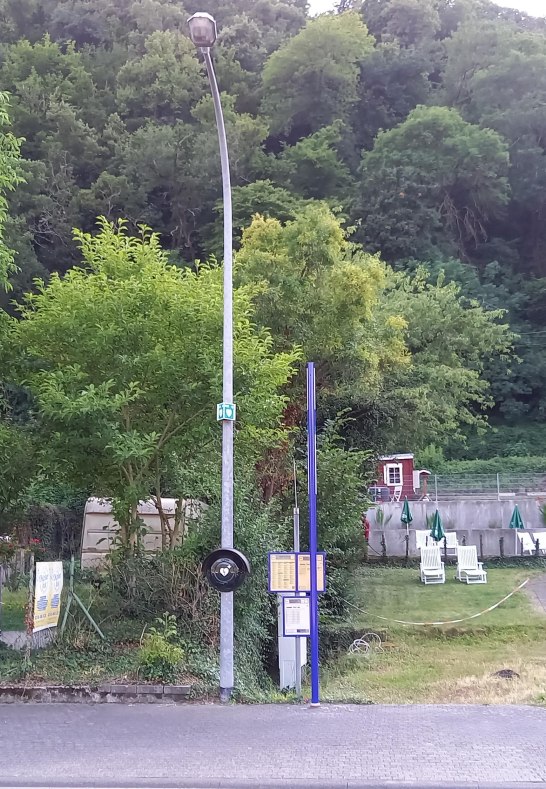 Defi Bushaltestelle an der Loreley | © C. Vogt Defi Bushaltestelle an der Loreley | © C. Vogt