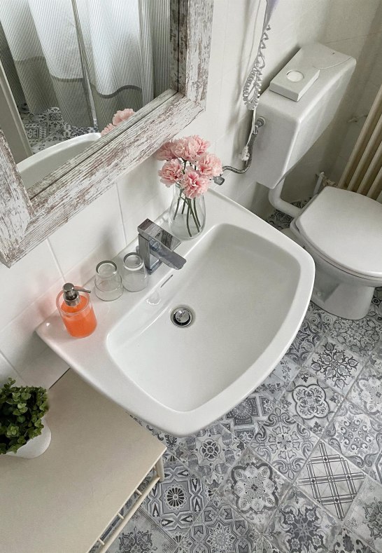 Badezimmer2 | &copy; Kateryna Troyanovska