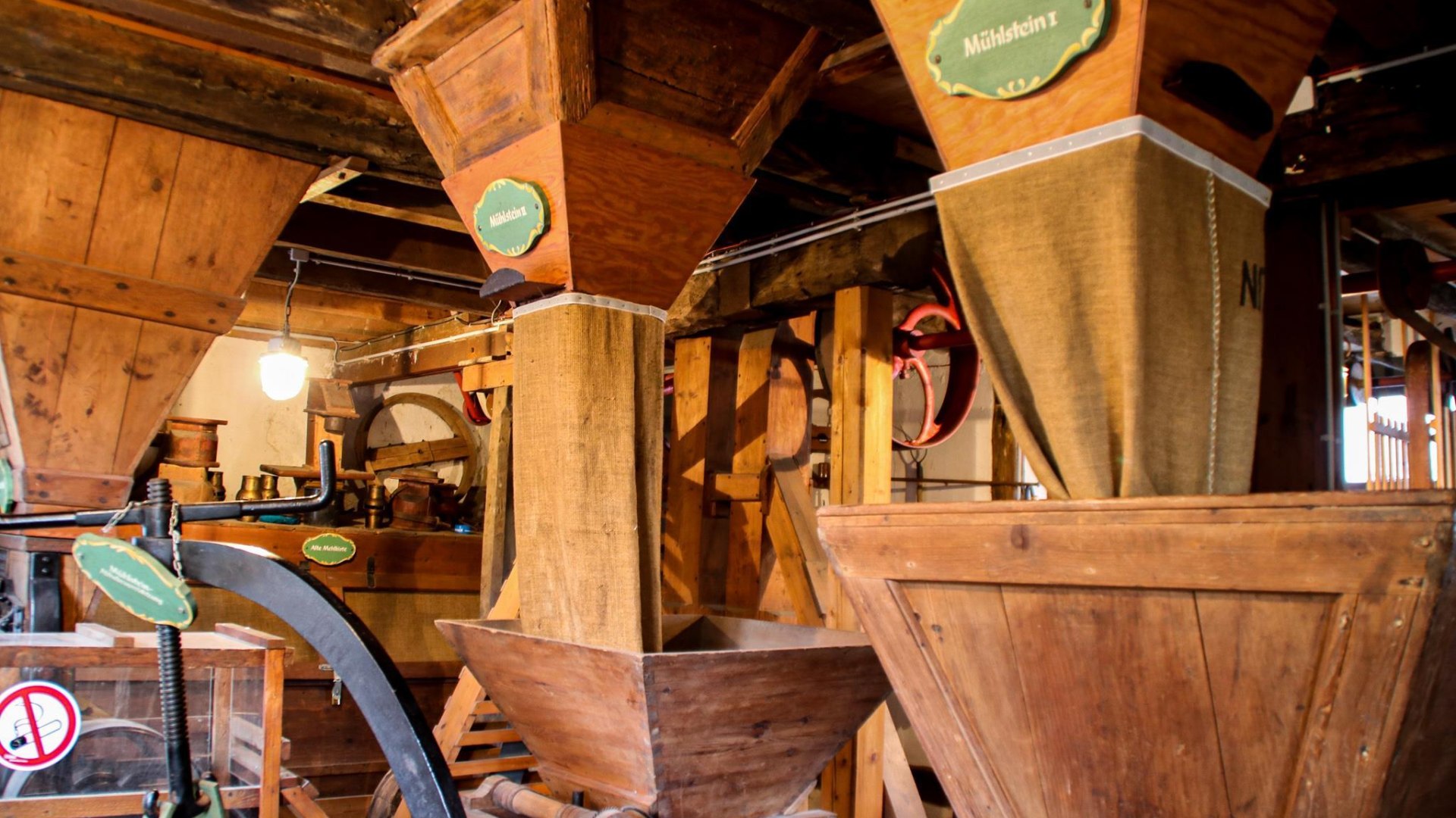 Einfülltrichter | © Vicky Kux Einfülltrichter | © Vicky Kux