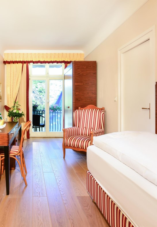 Einzelzimmer Rheinblick