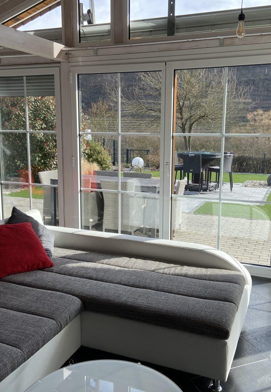 Moselchalet Koblenz Schlafcouch | &copy; Stefanie K&auml;fer