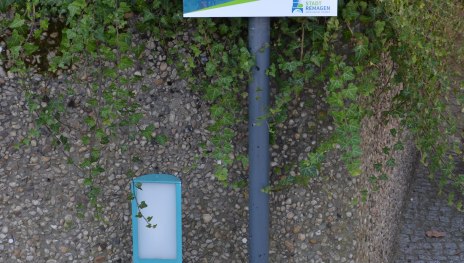 E-Bike-Lades&auml;ule an der Rheinpromenade | &copy; Stadt Remagen