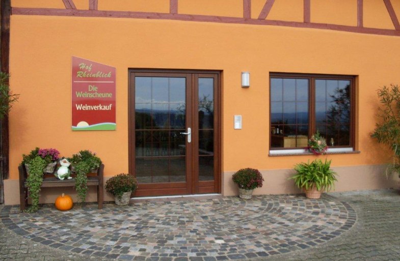 Eingang Hof Rheinblick | © Weingut Hof Rheinblick Eingang Hof Rheinblick | © Weingut Hof Rheinblick