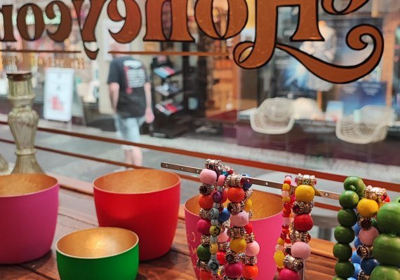 Honeycomb 2 | © Anna & Eva Törtlichkeiten GbR Honeycomb 2 | © Anna & Eva Törtlichkeiten GbR