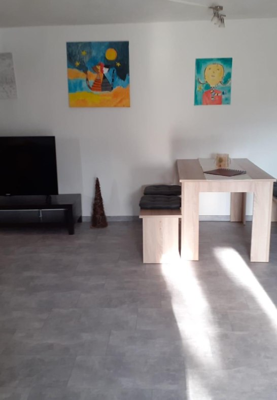 Esstisch | &copy; Anette Sauer