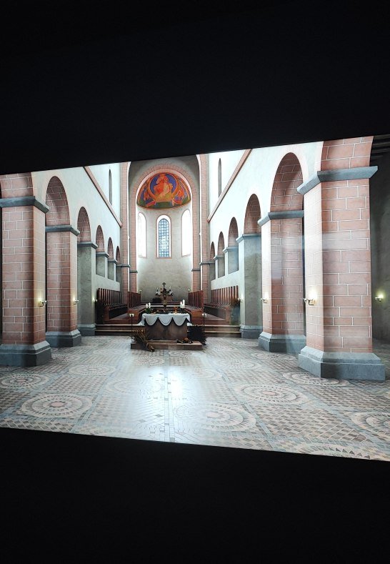 Fahrstuhl in die Vergangenheit | © Annkatrin König