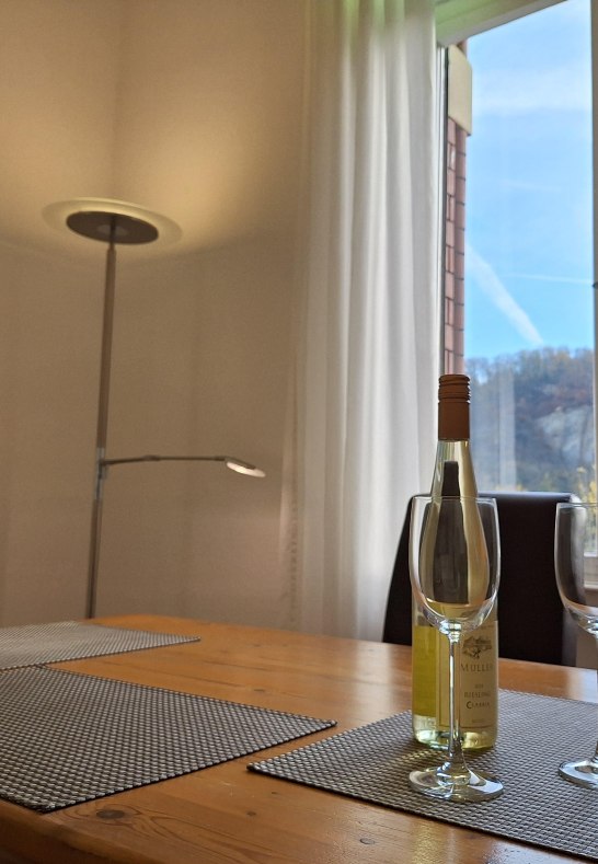 K&uuml;che mit Willkommens Wein | &copy; Koblenz-Touristik GmbH, J. Assenmacher