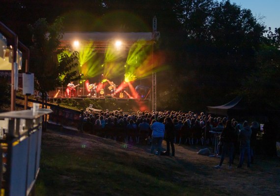 Bühne bei Nacht | © T. Biersch Bühne bei Nacht | © T. Biersch