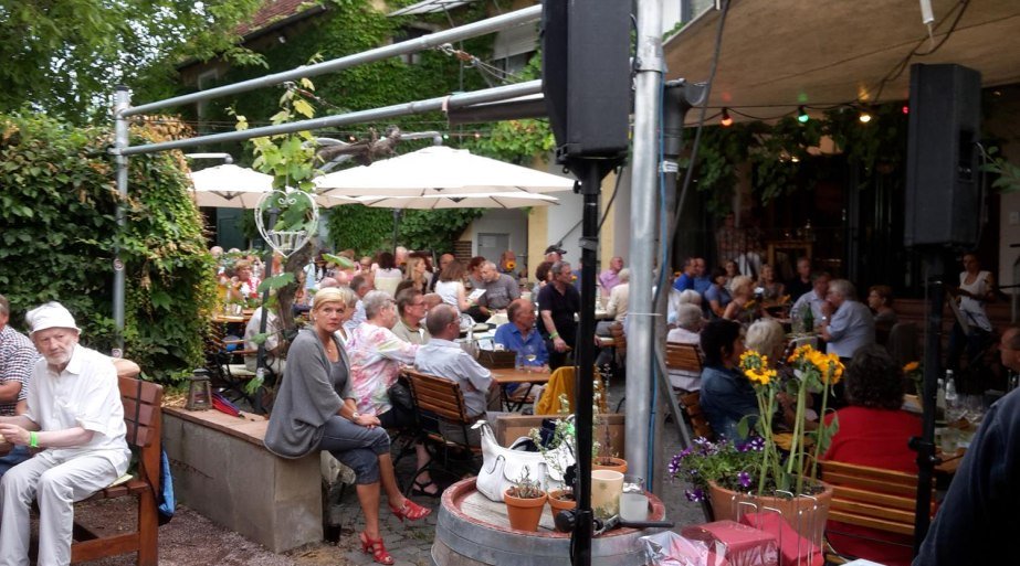 Innenhof Weingut Kaspar Herke | © Weingut Kaspar Herke Innenhof Weingut Kaspar Herke | © Weingut Kaspar Herke