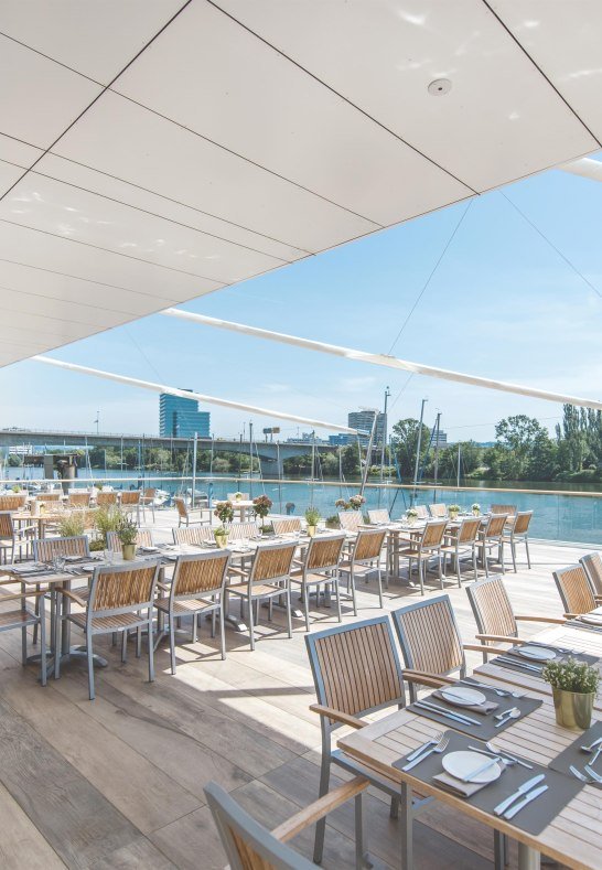 Landgang Terrassenansicht 2 | © Fährhaus - Artur Lik Fotografie Landgang Terrassenansicht 2 | © Fährhaus - Artur Lik Fotografie