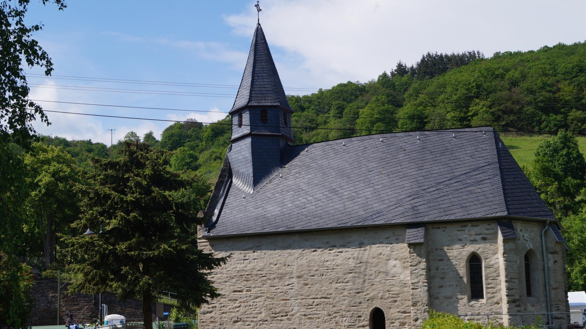 Peterskapelle 12. Jahrhundert | © Tourist Information Erlebnis Rheinbogen Peterskapelle 12. Jahrhundert | © Tourist Information Erlebnis Rheinbogen