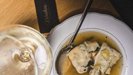 Kr&ouml;nchen | &copy; Franziskus Weinert