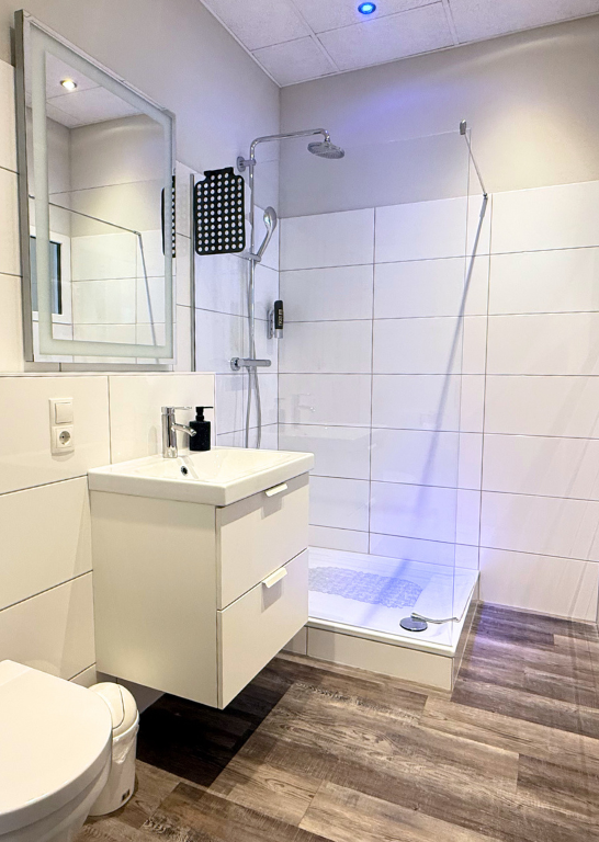 Zweibettzimmer Superior, Badezimmer116 | &copy; Hotel Hohenstaufen