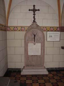 Grabstein Lassaulx | &copy; Verbandsgemeinde Wei&szlig;enthurm