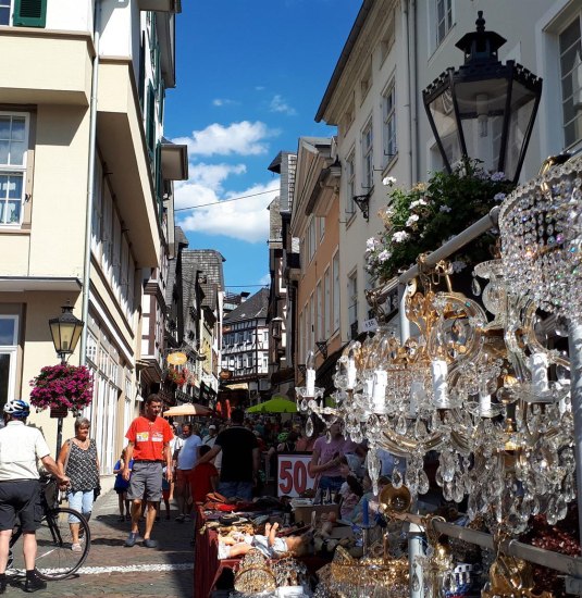 Antik- und Tr&ouml;delmarkt | &copy; privat