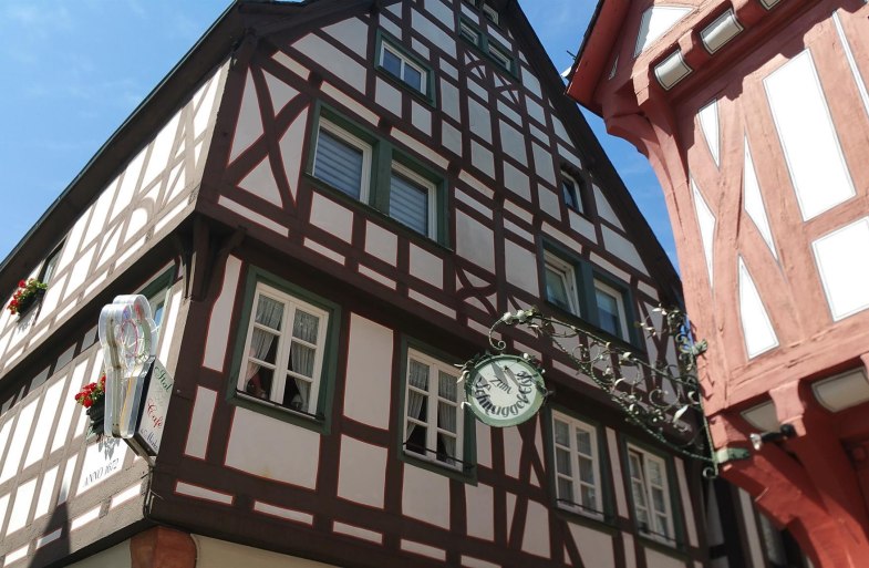 Hausansicht | &copy; Theodora Collato