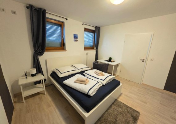 Doppelzimmer | &copy; Fam. Perisa