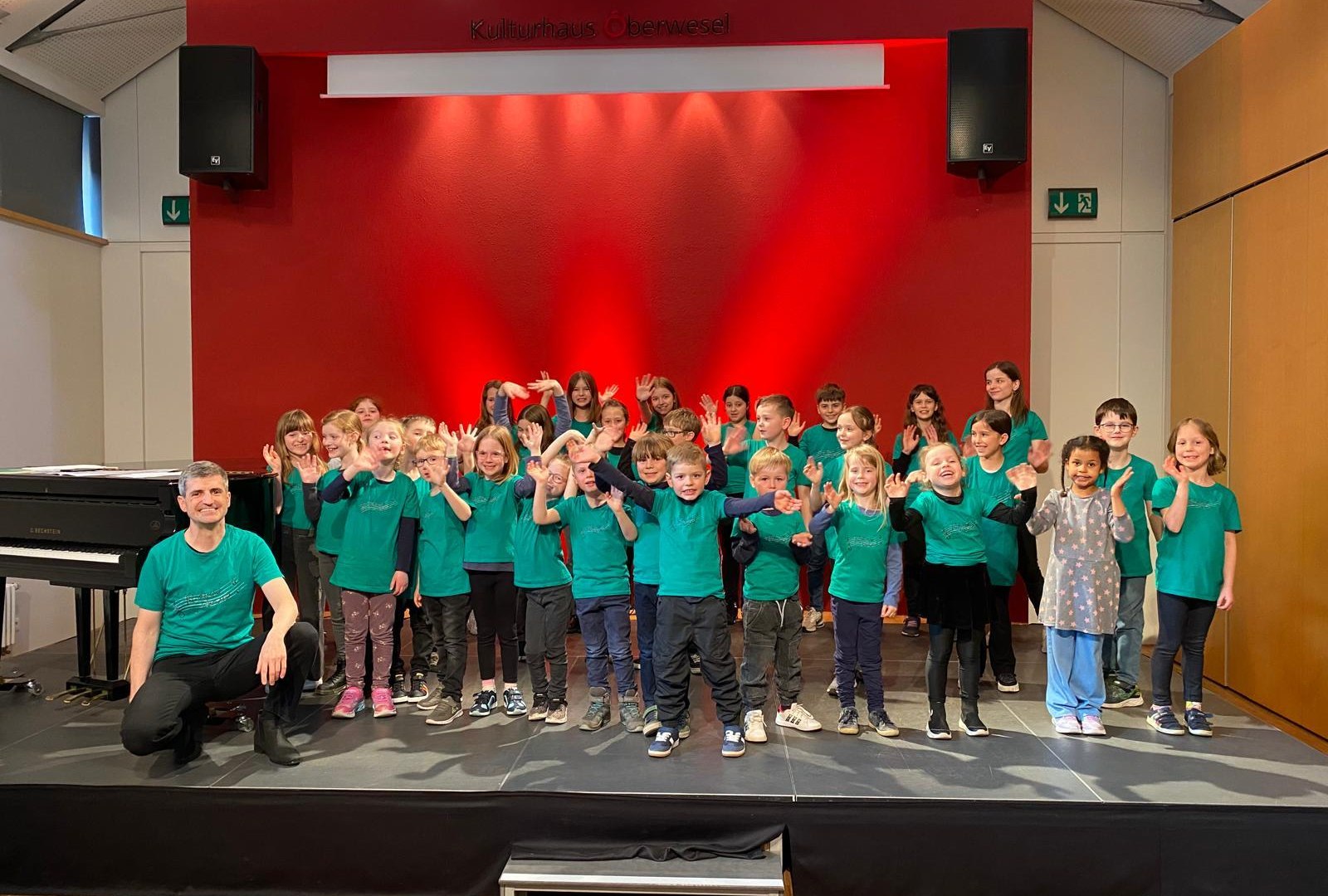 Kinderchor 1 SaTaCa vom 25.03.2025 @Reinfriede Sch | © Kulturhaus Oberwesel Kinderchor 1 SaTaCa vom 25.03.2025 @Reinfriede Sch | © Kulturhaus Oberwesel
