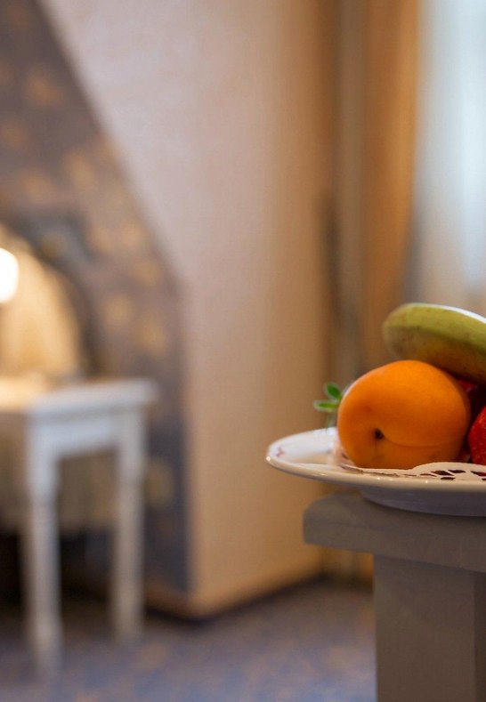 Komfortzimmer Rheinschiefer Obst | &copy; Weinhaus Weiler