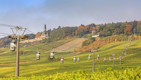 Cable car in autumn | © Marlis Steinmetz Cable car in autumn | © Marlis Steinmetz