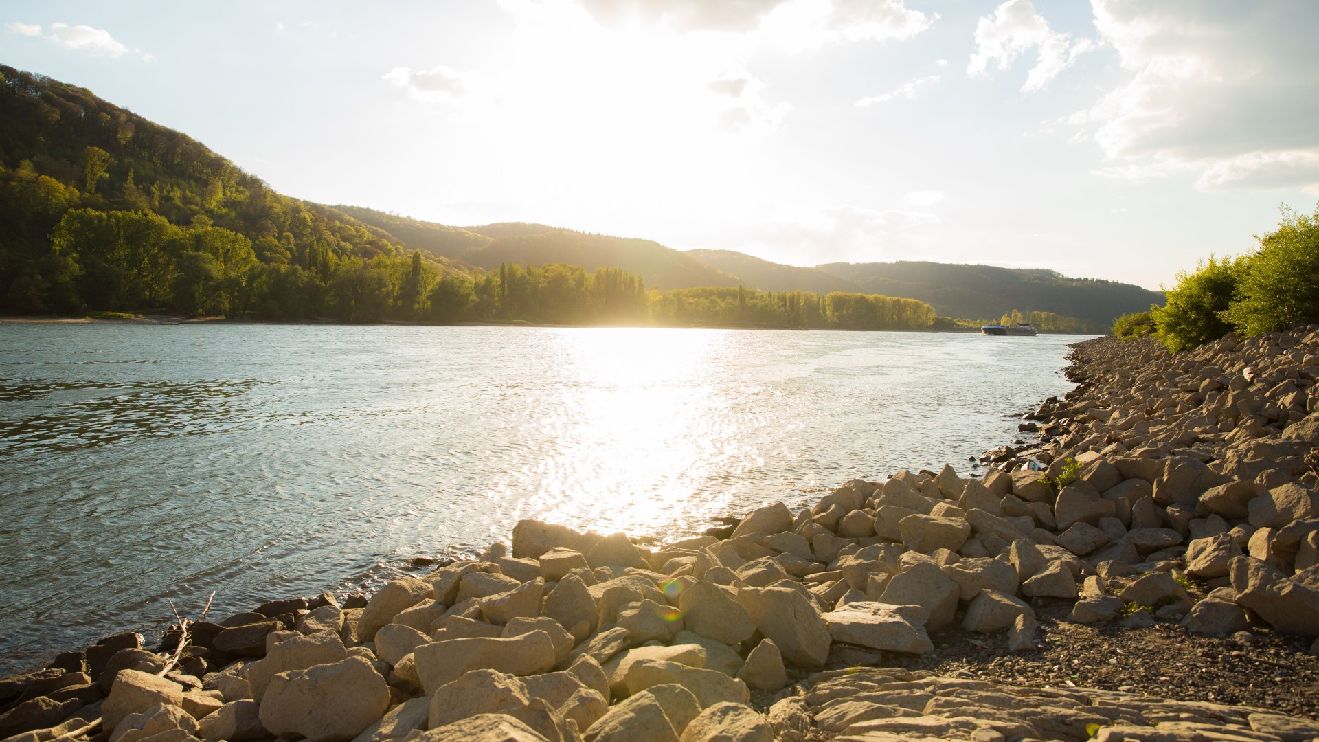 Der Rhein bei Leutesdorf | © Henry Tornow Der Rhein bei Leutesdorf | © Henry Tornow