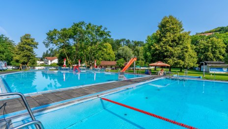 Freibad Becken | © Patrick Gawandtk Freibad Becken | © Patrick Gawandtk