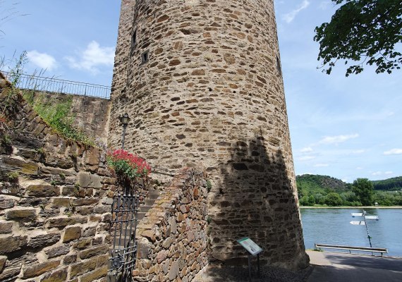 Rhens Scharfer Turm | © Tourist-Information Erlebnis Rheinbogen Rhens Scharfer Turm | © Tourist-Information Erlebnis Rheinbogen