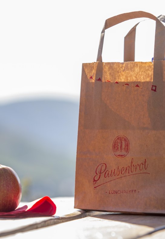 Pausenbrot  M.Igel@HIS | © Hotel Im Schulhaus Pausenbrot  M.Igel@HIS | © Hotel Im Schulhaus