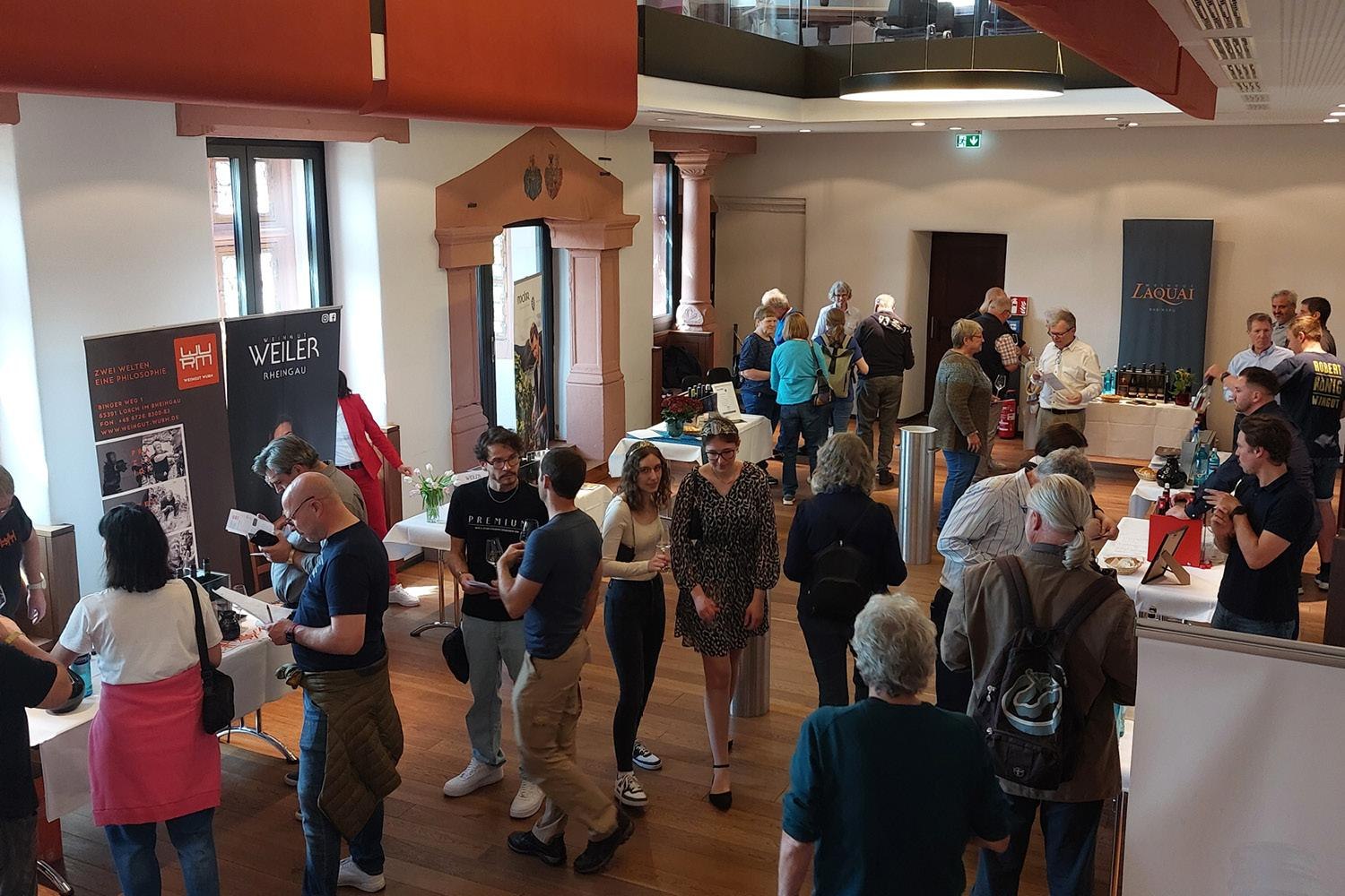 rheingau moments - Ganz Lorch auf einen Streich | © rheingau moments - Sabrina Klassen rheingau moments - Ganz Lorch auf einen Streich | © rheingau moments - Sabrina Klassen