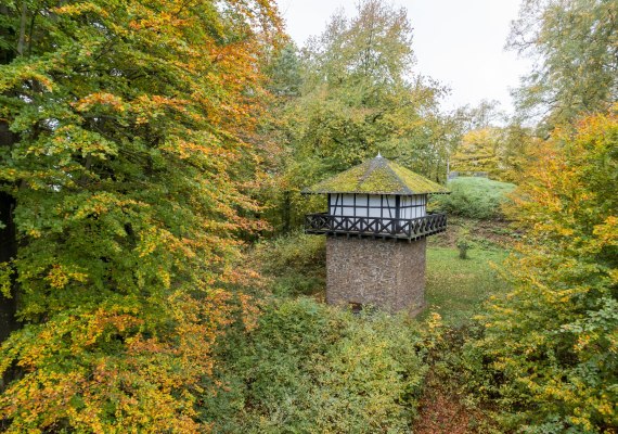 R&ouml;merturm im Herbst | &copy; Andreas Pacek, fototour-deutschland.de
