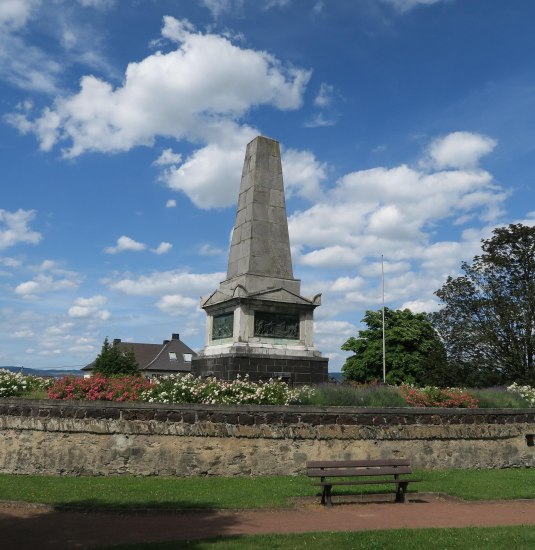 Wei&szlig;enthurm Hoche Denkmal | &copy; Presseb&uuml;ro Stadt Neuwied