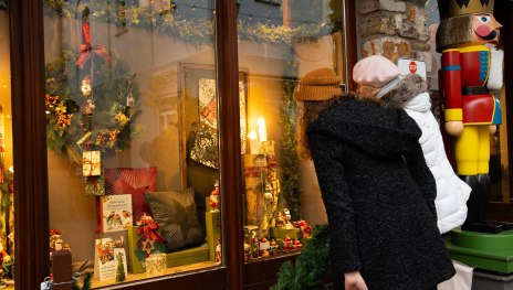 Weihnachtliche Stimmung in Rüdesheim | © Timeless Films, Julian Wenzel
