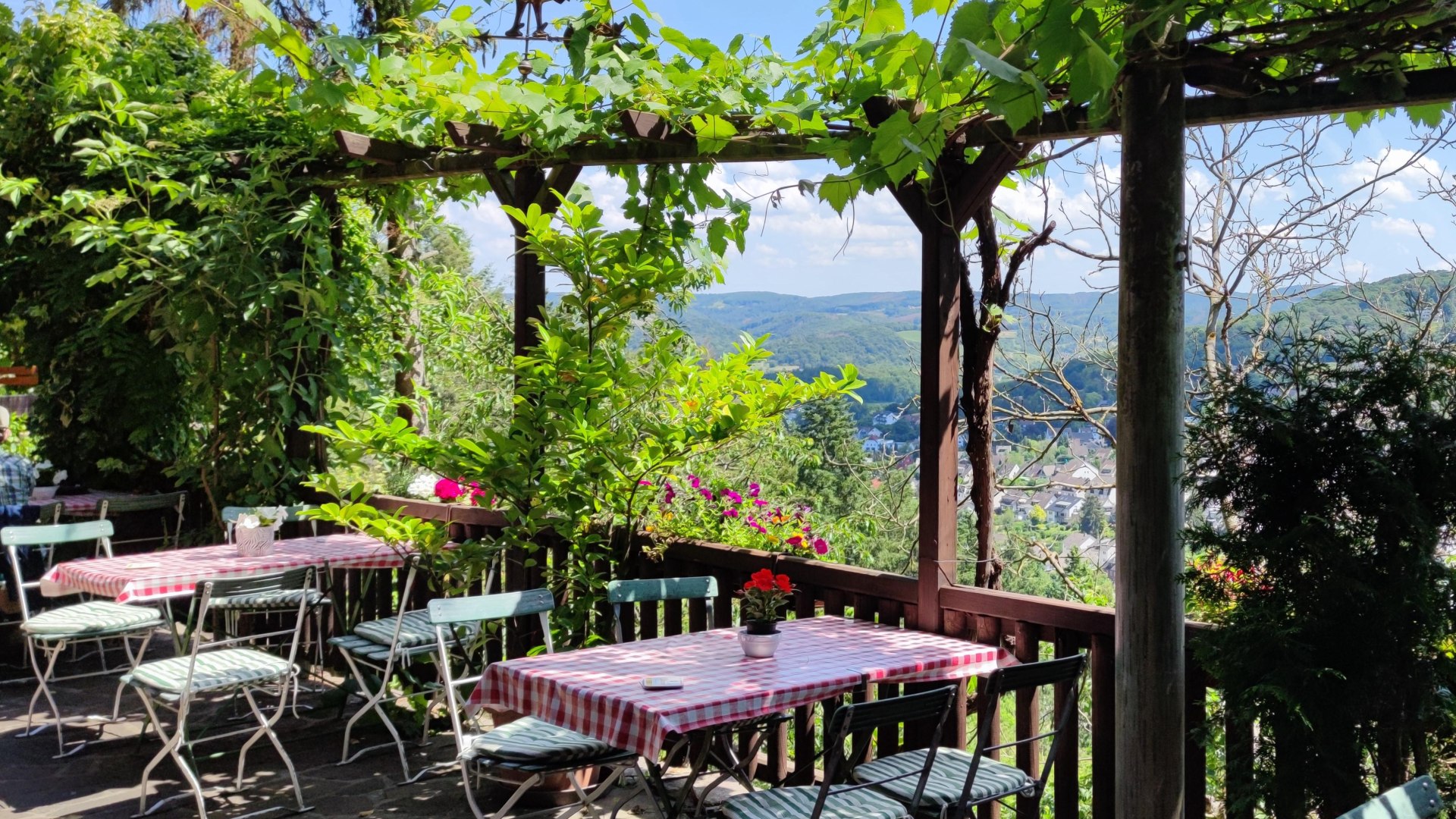 Sch&auml;ferh&uuml;tte Terrasse | &copy; Tourist-Information Bad Breisig