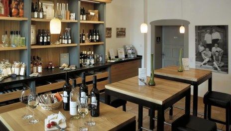 Vinothek & Weinschule Hemmes | © Ullrich Knapp Vinothek & Weinschule Hemmes | © Ullrich Knapp