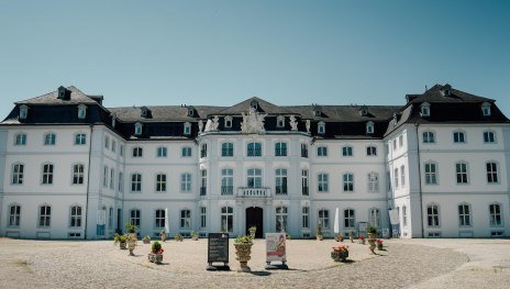 Schlosshof | &copy; Zimpfer_Photography