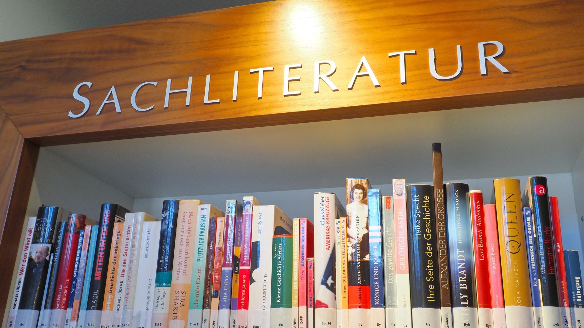 Sachliteratur Mediathek | © Dieter Schenk, Stadt Eltville am Rhein