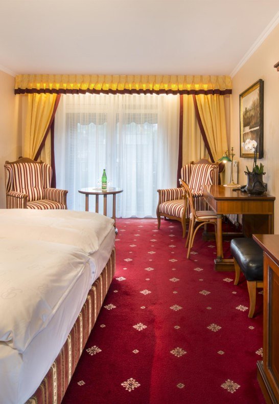 Doppelzimmer Stadtseite