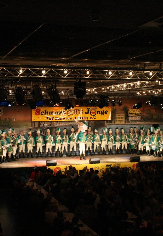 Auftritt 4 | © Husarencorps Grün-Weiss Linz 1965 e.V. Auftritt 4 | © Husarencorps Grün-Weiss Linz 1965 e.V.