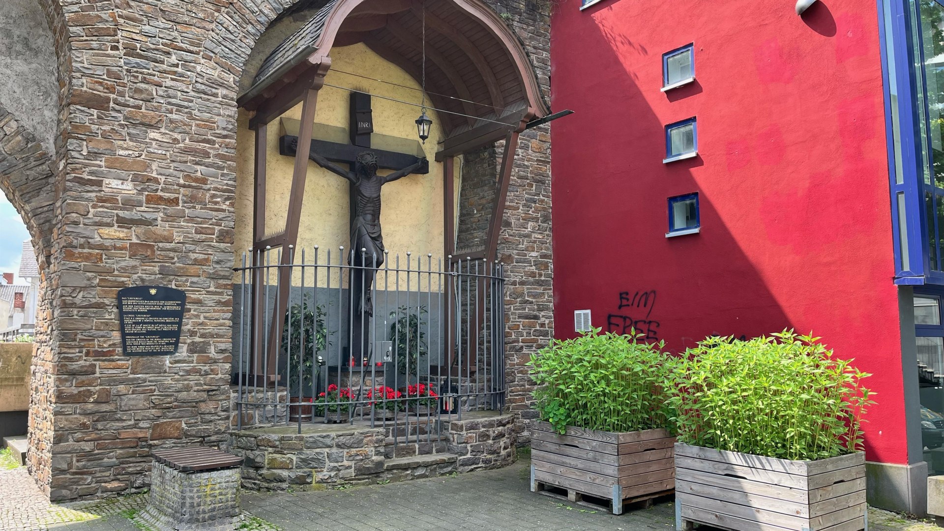 L&auml;ufkreuz 1 | &copy; Andernach.net